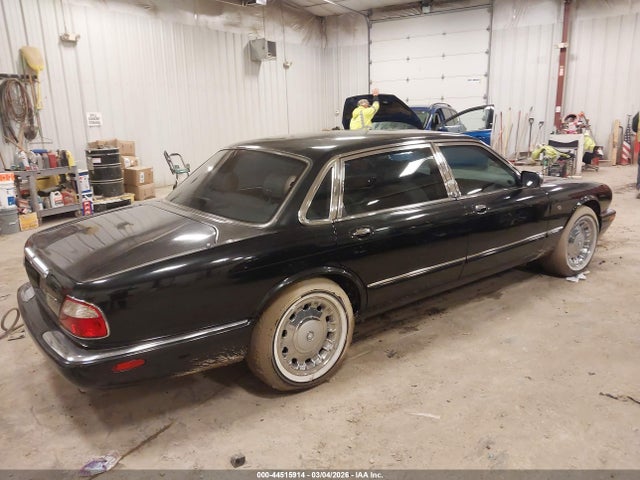 1999 JAGUAR XJ8 SAJKD6045XC876527 Photo 3