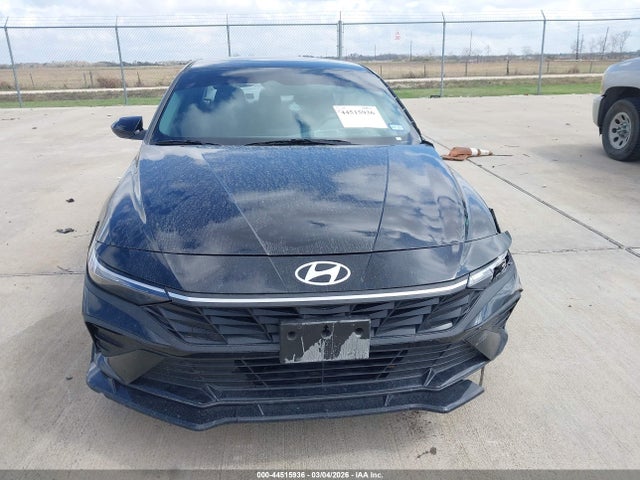 2025 Hyundai Elantra Sel Sport მანქანა იყიდება აუქციონზე, vin: KMHLM4DG8SU048692, აუქციონის ნომერი: 44515936
