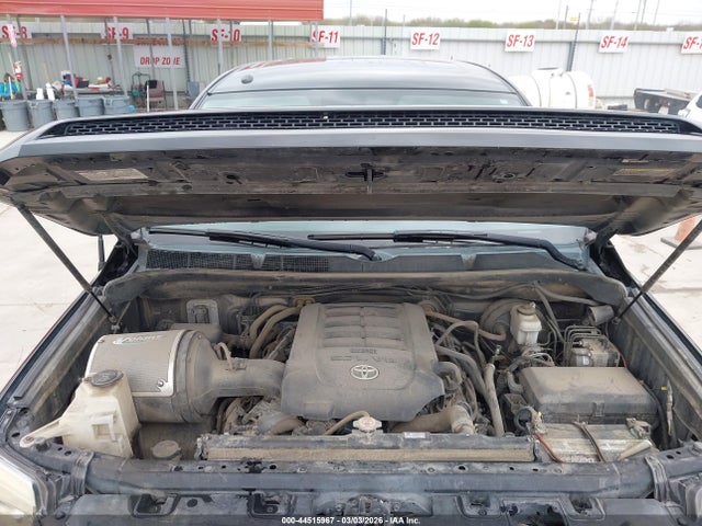 5TFAW5F15JX775600 Toyota Tundra Platinum 5.7l V8