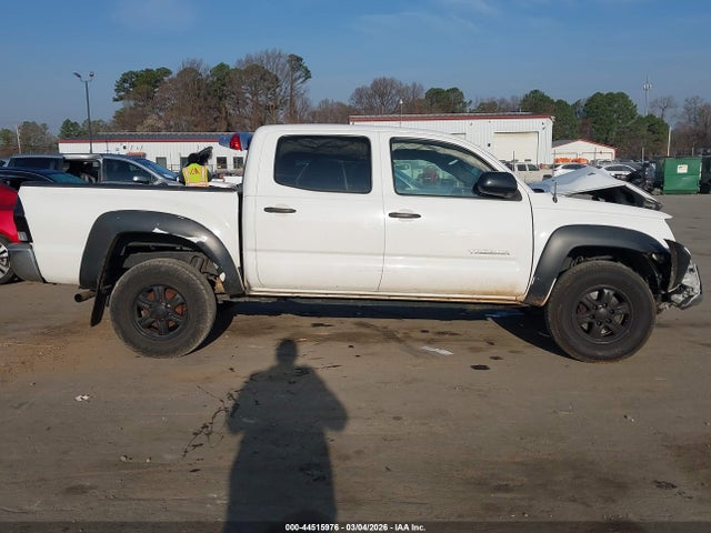 Продаж на аукціоні авто 2015 Toyota Tacoma Prerunner V6, vin: 5TFJU4GN8FX083758, номер лоту: 44515976