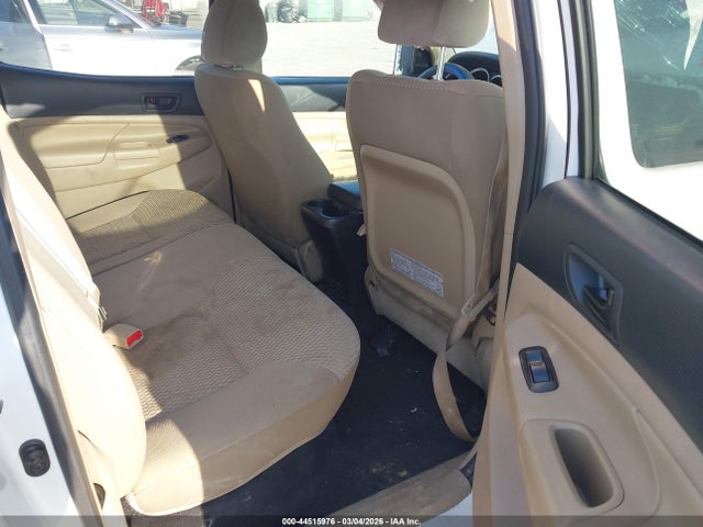 Продаж на аукціоні авто 2015 Toyota Tacoma Prerunner V6, vin: 5TFJU4GN8FX083758, номер лоту: 44515976