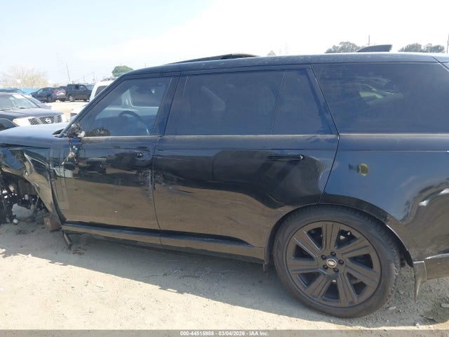 SALKPBFU9PA085928 Land Rover Range Rover P400 Se