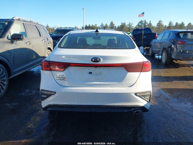 44516086 :رقم المزاد ، 3KPF24AD2KE059798 vin ، 2019 Kia Forte Lxs مزاد بيع