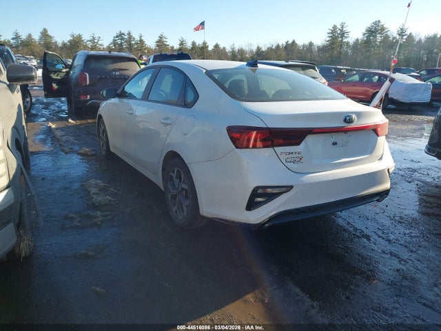 44516086 :رقم المزاد ، 3KPF24AD2KE059798 vin ، 2019 Kia Forte Lxs مزاد بيع