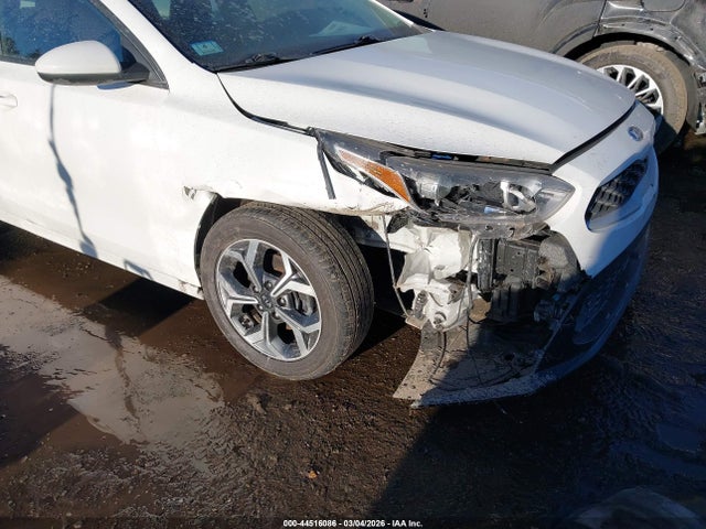 44516086 :رقم المزاد ، 3KPF24AD2KE059798 vin ، 2019 Kia Forte Lxs مزاد بيع