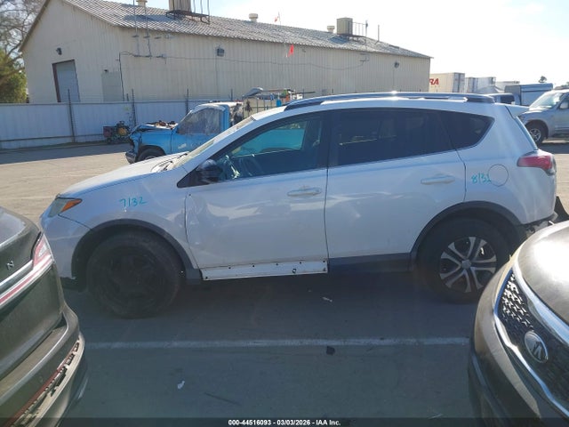 Toyota RAV4 LE 2016 2T3ZFREV2GW285028 Image 15