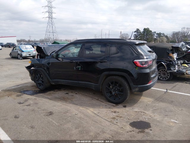 44516128 :رقم المزاد ، 3C4NJCBB4NT178037 vin ، 2022 Jeep Compass Altitude Fwd مزاد بيع