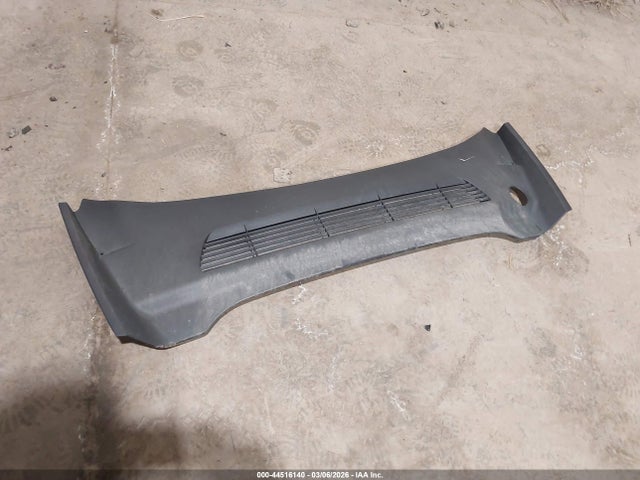 44516140 :رقم المزاد ، 7SAYGDEF7PF811182 vin ، 2023 Tesla Model Y Performance Dual Motor All-wheel Drive مزاد بيع