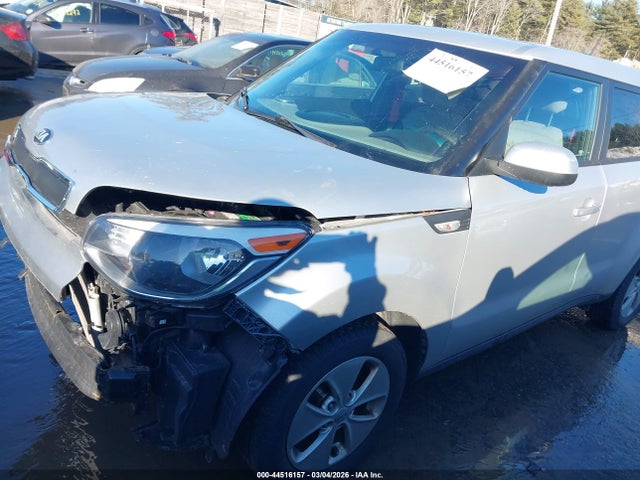 KNDJN2A24E7723530 KIA Soul