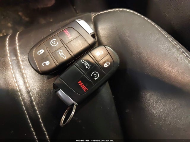 2022 CHRYSLER 300 2C3CCABG9NH154542 Photo 10