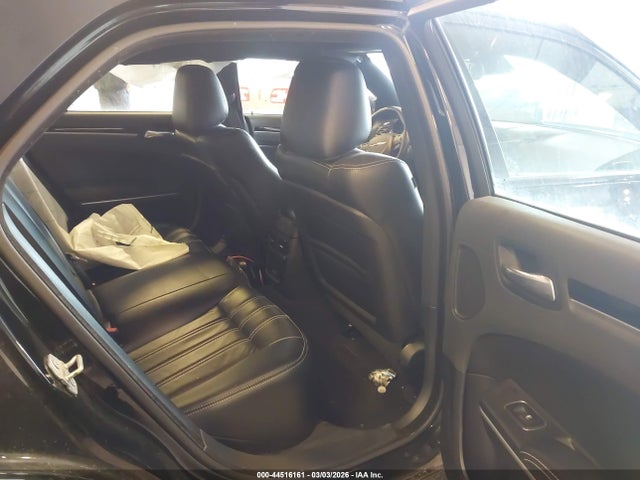 2022 CHRYSLER 300 2C3CCABG9NH154542 Photo 7