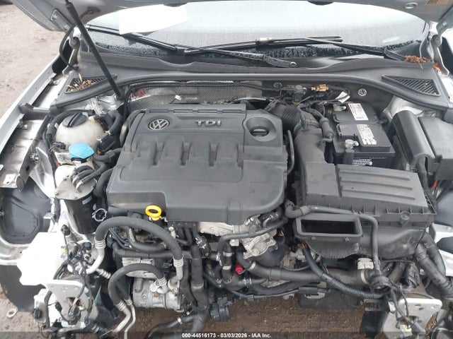 1VWBV7A3XFC074834 Volkswagen Passat 2.0l Tdi Se