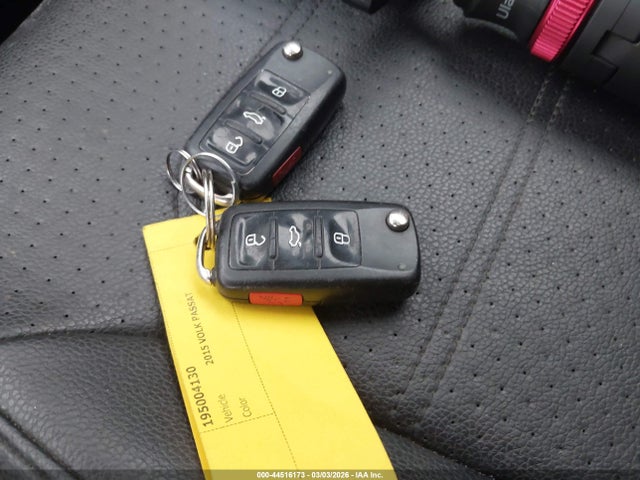 1VWBV7A3XFC074834 Volkswagen Passat 2.0l Tdi Se