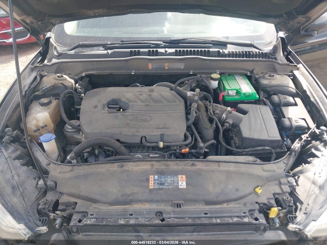 3FA6P0HD7JR229098 Ford FUSION SE