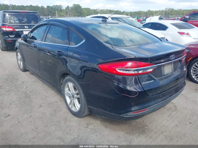 3FA6P0HD7JR229098 Ford FUSION SE