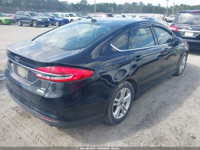 3FA6P0HD7JR229098 Ford FUSION SE