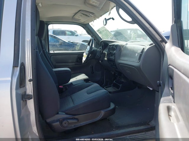44516253 :رقم المزاد ، 4F4YR46U95PM02860 vin ، 2005 Mazda B3000 مزاد بيع