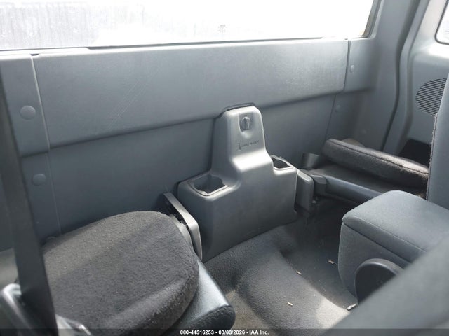 44516253 :رقم المزاد ، 4F4YR46U95PM02860 vin ، 2005 Mazda B3000 مزاد بيع