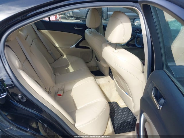 44516256 :رقم المزاد ، JTHCK262X75012082 vin ، 2007 Lexus Is 250 مزاد بيع
