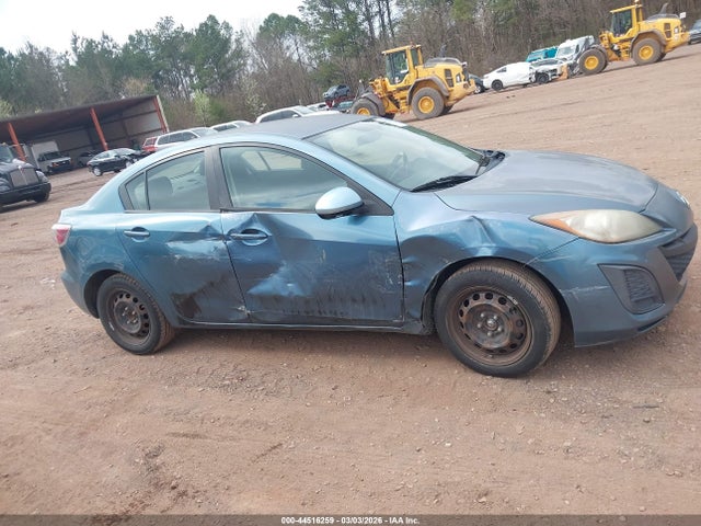 44516259 :رقم المزاد ، JM1BL1UF4B1431913 vin ، 2011 Mazda Mazda3 I Sport مزاد بيع