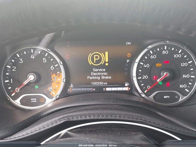 2017 Jeep Renegade Altitude Fwd მანქანა იყიდება აუქციონზე, vin: ZACCJABB8HPF73667, აუქციონის ნომერი: 44516266