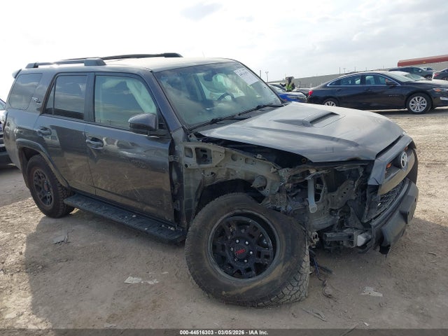 44516303 :رقم المزاد ، JTEBU5JR8K5687060 vin ، 2019 Toyota 4runner Trd Off Road مزاد بيع