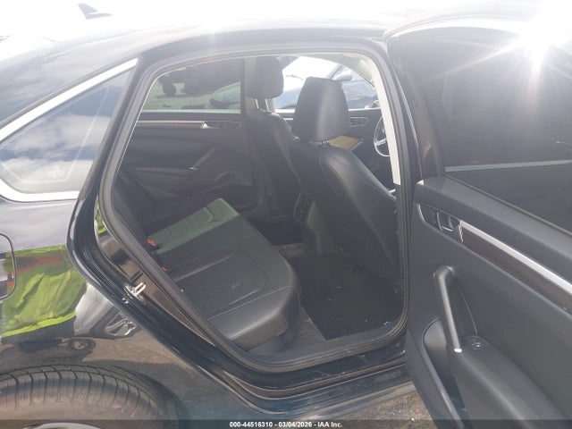 Продаж на аукціоні авто 2016 Volkswagen Passat 1.8t Se, vin: 1VWBS7A33GC017322, номер лоту: 44516310