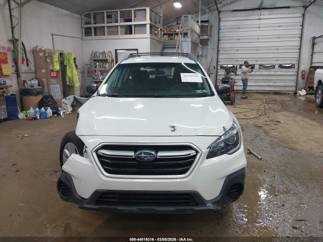 Продаж на аукціоні авто 2018 Subaru Outback 2.5i, vin: 4S4BSAAC6J3215296, номер лоту: 44516316