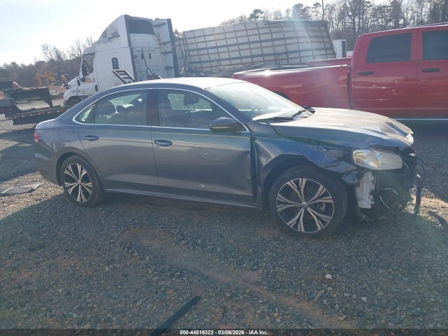 44516322 :رقم المزاد ، 1VWSA7A3XNC000632 vin ، 2022 Volkswagen Passat 2.0t Se مزاد بيع