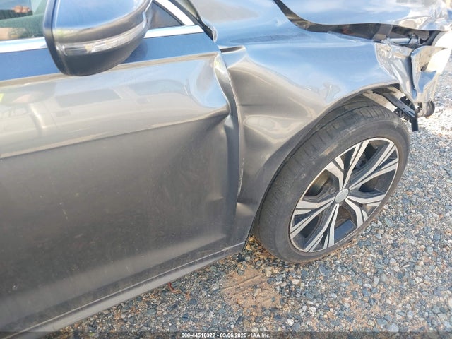 44516322 :رقم المزاد ، 1VWSA7A3XNC000632 vin ، 2022 Volkswagen Passat 2.0t Se مزاد بيع