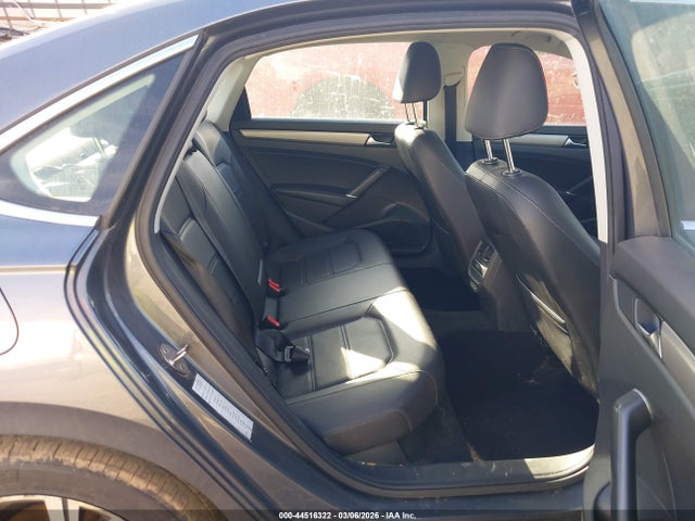44516322 :رقم المزاد ، 1VWSA7A3XNC000632 vin ، 2022 Volkswagen Passat 2.0t Se مزاد بيع