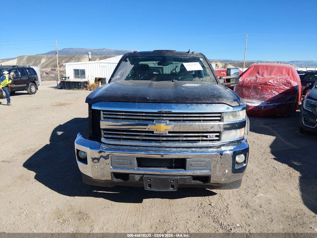 2015 Chevrolet Silverado 2500hd Ltz მანქანა იყიდება აუქციონზე, vin: 1GC1KWE85FF122777, აუქციონის ნომერი: 44516323