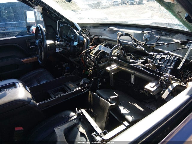 2015 Chevrolet Silverado 2500hd Ltz მანქანა იყიდება აუქციონზე, vin: 1GC1KWE85FF122777, აუქციონის ნომერი: 44516323