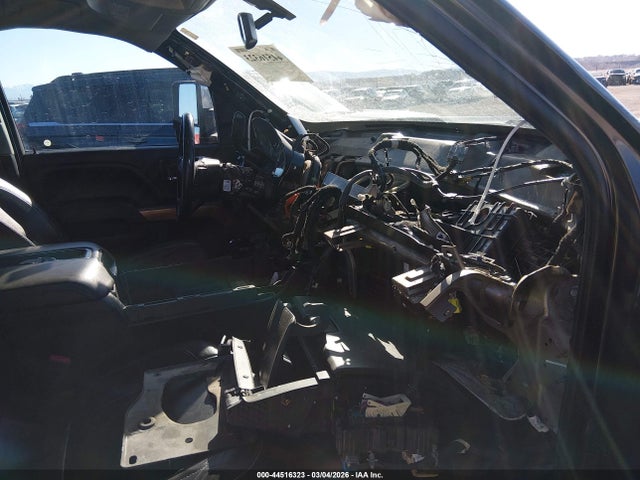2015 Chevrolet Silverado 2500hd Ltz მანქანა იყიდება აუქციონზე, vin: 1GC1KWE85FF122777, აუქციონის ნომერი: 44516323
