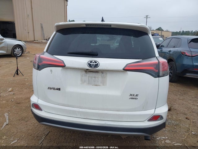 2018 Toyota Rav4 Xle მანქანა იყიდება აუქციონზე, vin: 2T3RFREV9JW771648, აუქციონის ნომერი: 44516369