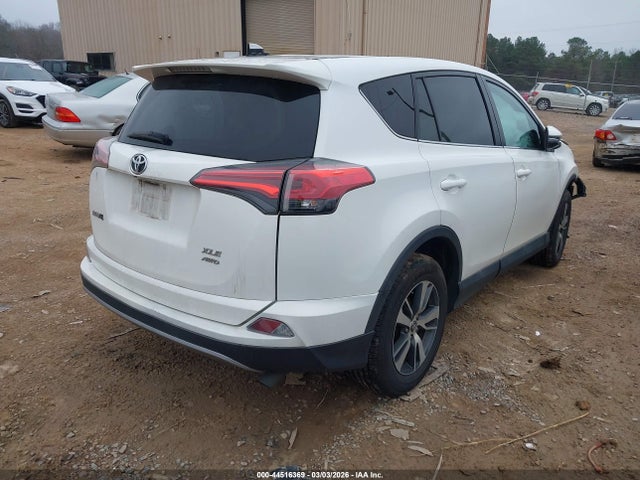 2018 Toyota Rav4 Xle მანქანა იყიდება აუქციონზე, vin: 2T3RFREV9JW771648, აუქციონის ნომერი: 44516369
