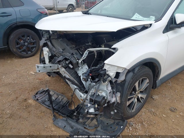 2018 Toyota Rav4 Xle მანქანა იყიდება აუქციონზე, vin: 2T3RFREV9JW771648, აუქციონის ნომერი: 44516369