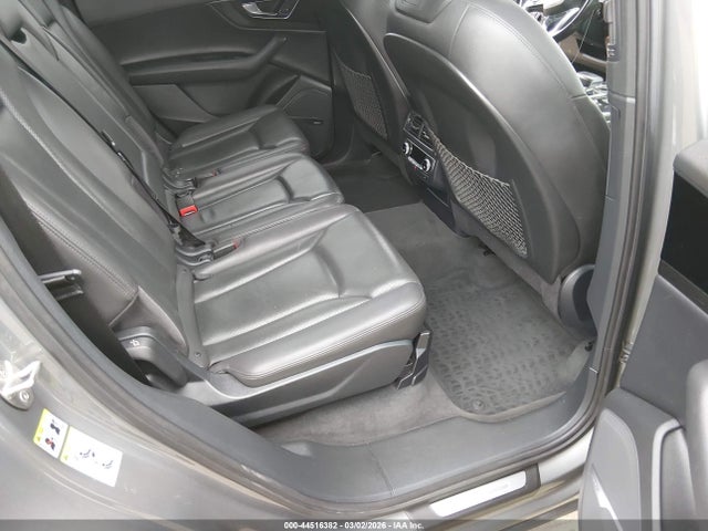 2017 AUDI Q7 WA1VAAF7XHD006545 Photo 7
