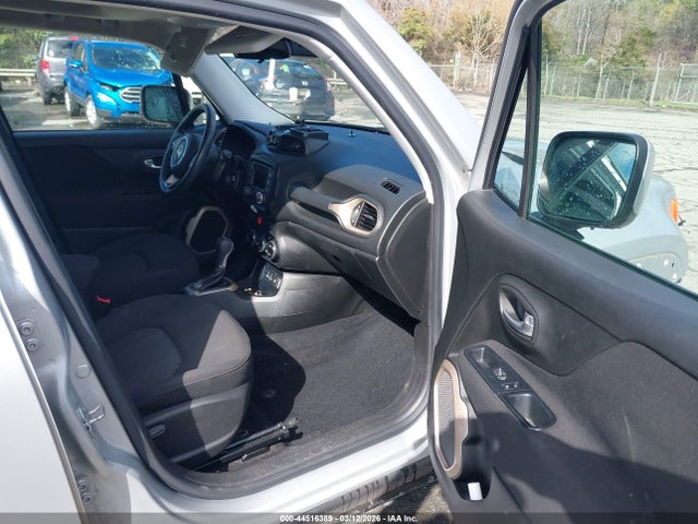 Продажа на аукционе авто 2015 Jeep Renegade Latitude, vin: ZACCJABTXFPC08946, номер лота: 44516389