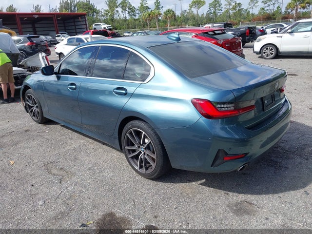 2021 BMW 330I 3MW5R1J01M8B73258 Photo 2
