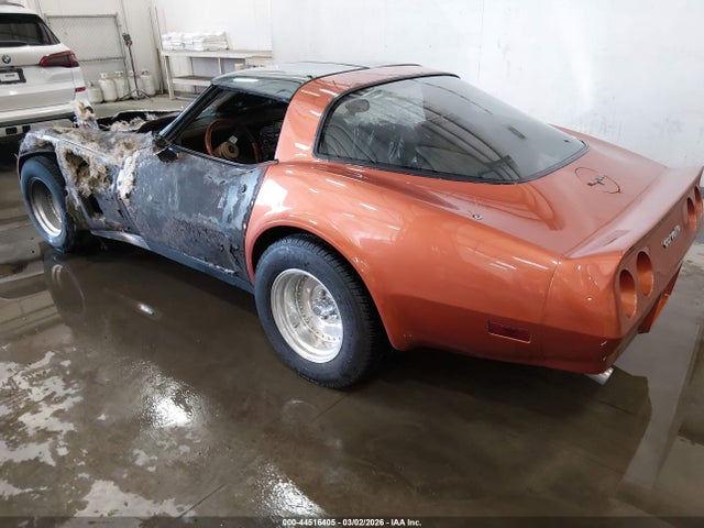 Продажа на аукционе авто 1981 Chevrolet Corvette, vin: 1G1AY8760B5105545, номер лота: 44516405