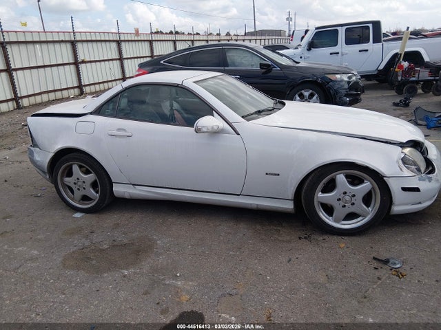Продаж на аукціоні авто 2001 Mercedes-benz Slk 230 Kompressor, vin: WDBKK49F21F176904, номер лоту: 44516413