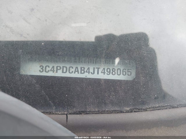 3C4PDCAB4JT498065 Dodge JOURNEY SE