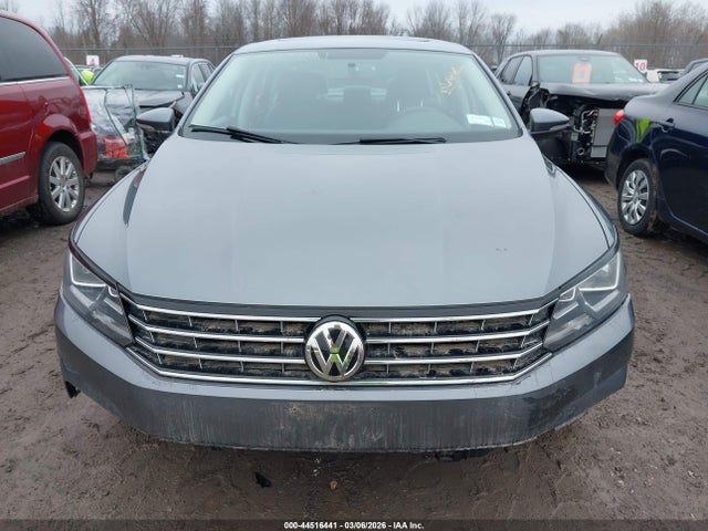 Продажа на аукционе авто 2018 Volkswagen Passat 2.0t Se, vin: 1VWBA7A34JC022233, номер лота: 44516441