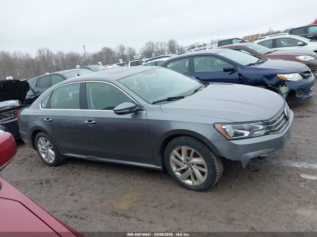 Продажа на аукционе авто 2018 Volkswagen Passat 2.0t Se, vin: 1VWBA7A34JC022233, номер лота: 44516441