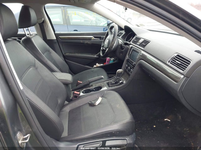 Продажа на аукционе авто 2018 Volkswagen Passat 2.0t Se, vin: 1VWBA7A34JC022233, номер лота: 44516441
