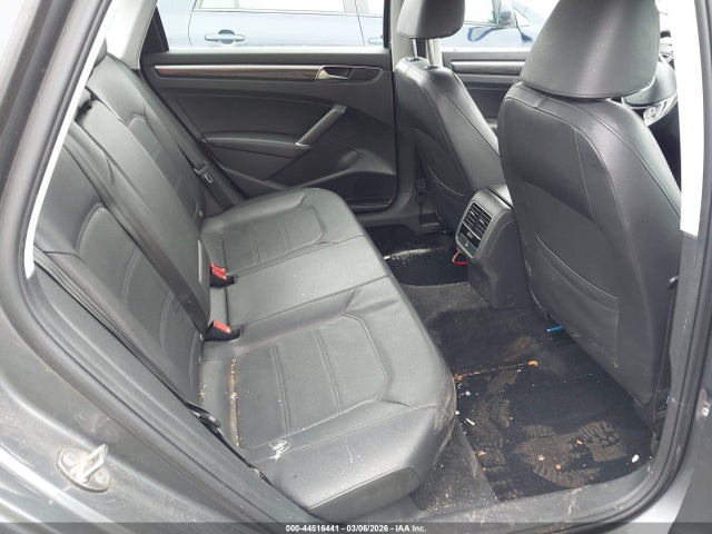 Продажа на аукционе авто 2018 Volkswagen Passat 2.0t Se, vin: 1VWBA7A34JC022233, номер лота: 44516441
