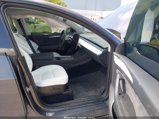 2023 TESLA MODEL Y 7SAYGDEE4PF615966 Photo 4