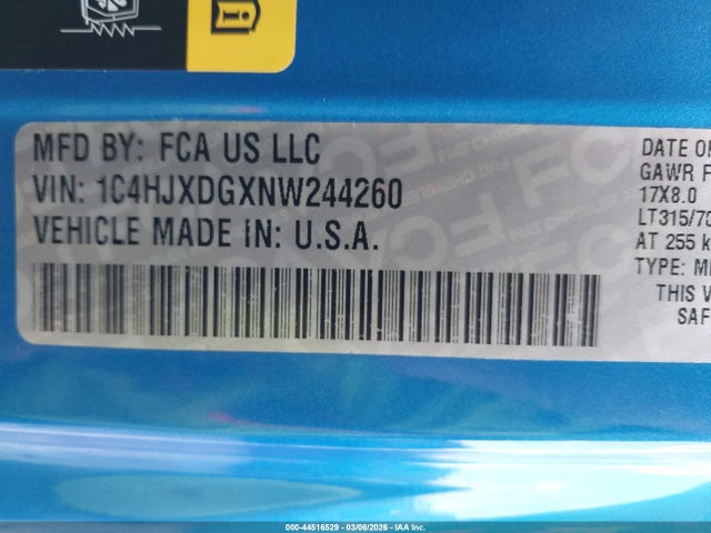 44516529 :رقم المزاد ، 1C4HJXDGXNW244260 vin ، 2022 Jeep Wrangler Unlimited High Tide 4x4 مزاد بيع