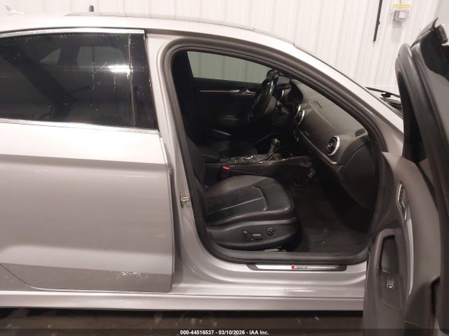 2016 AUDI A3 WAUJ8GFF9G1061267 Photo 4